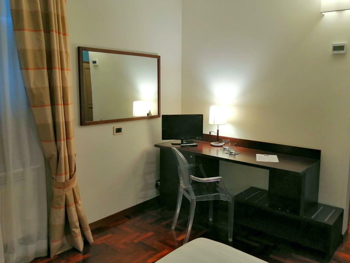 אסיסי Locanda Giustini מראה חיצוני תמונה