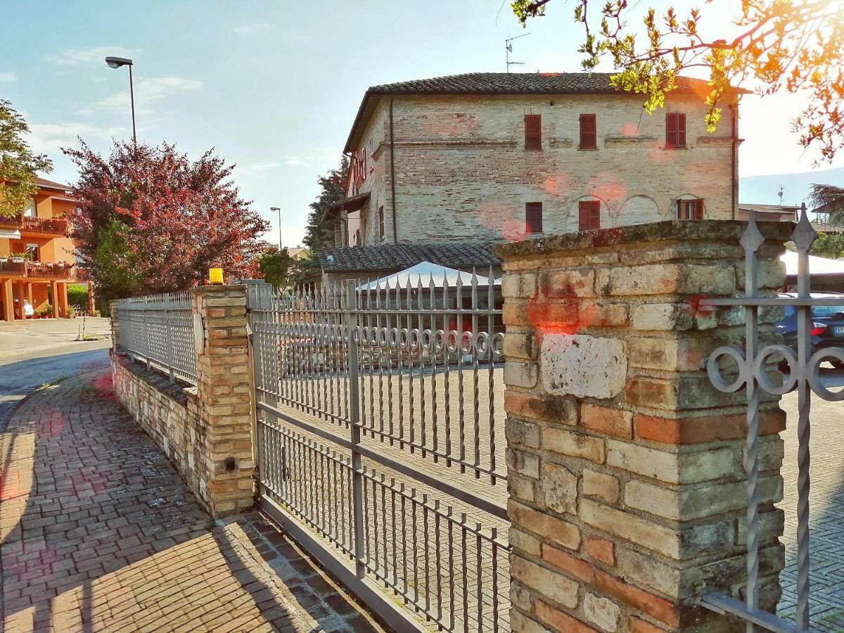אסיסי Locanda Giustini מראה חיצוני תמונה